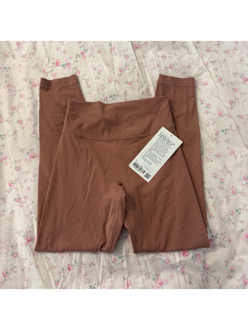 Lululemon Athletica No Line Twist Tight 25”